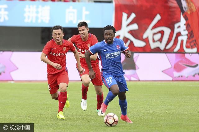 韩国球员郑又荣